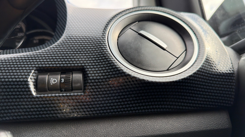 Volkswagen Up 1.0 65PS R-Line 5dr Petrol Hatchback